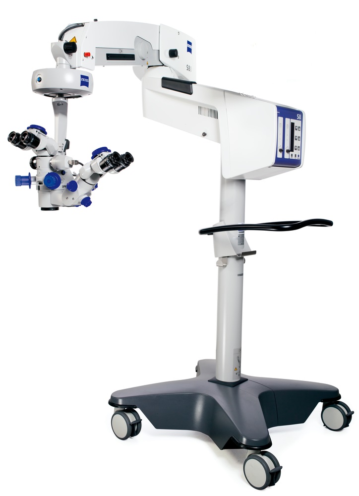 手術顕微鏡(ｶｰﾙﾂｧｲｽ社 Lumera T)